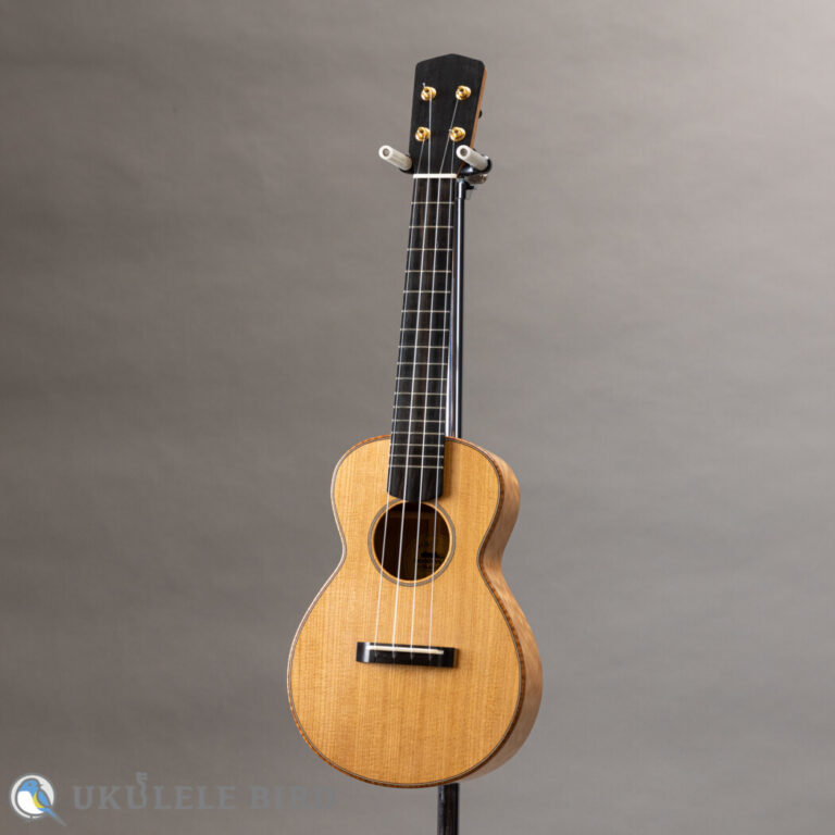 Moodyville Ukulele (by Shelley D. Park) Torrefied Spruce x Quilted Maple Concert 5th Anni
